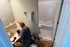 RDBR-Gunnin-WHRBathroomDemolition