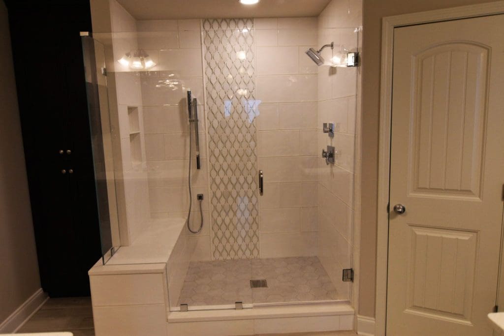 Newbathpic68 types of shower doors picture