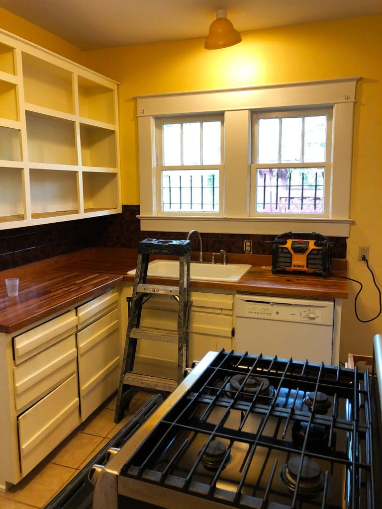 small kitchen remodeling picture
