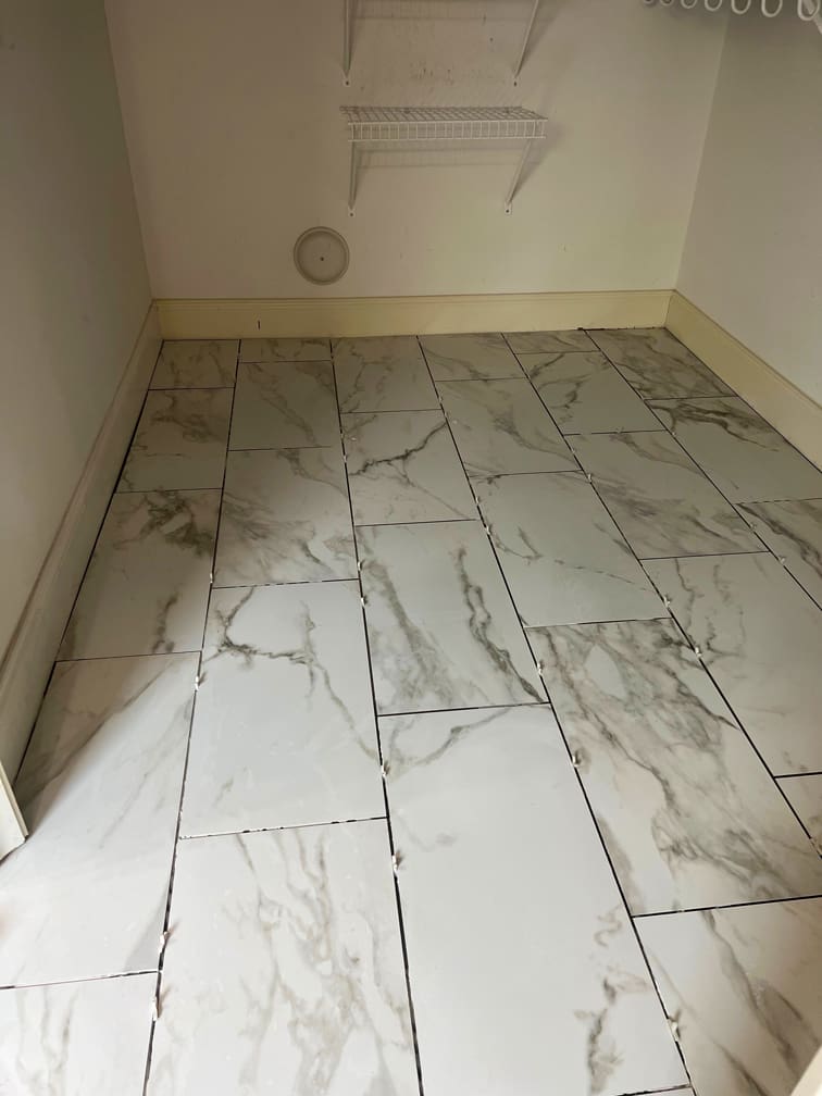 popular bathroom flooring pic
