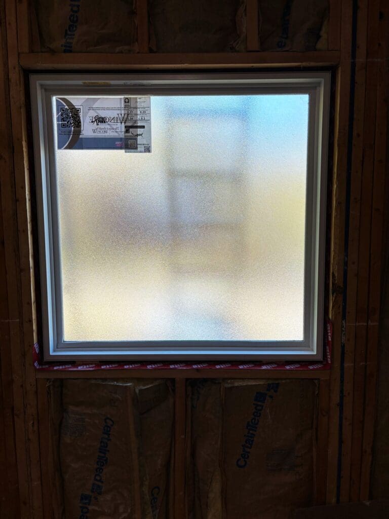 Morrow185 fiberglass vs composite windows picture