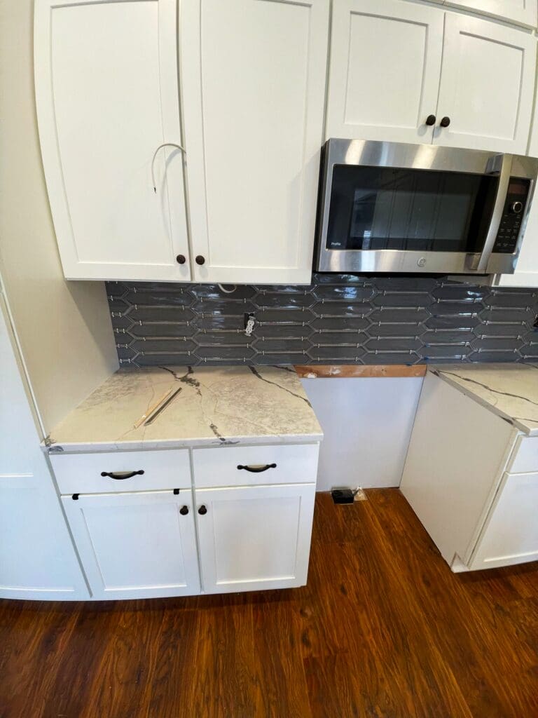 sealing kitchen countertops picture